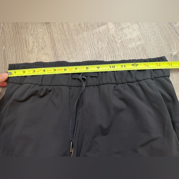 Lululemon On The Fly 7/8 Pant Black Size 8 - Picture 5 of 9